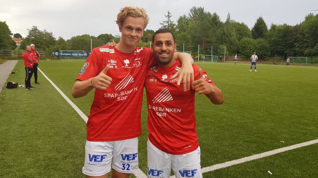 Tomålsskårer Nyhus og assistent Alla