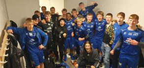 G19 har hatt en solid start på året. Her jubler de for sin andre seier på rad etter å ha vunnet 6-0 over Express borte.