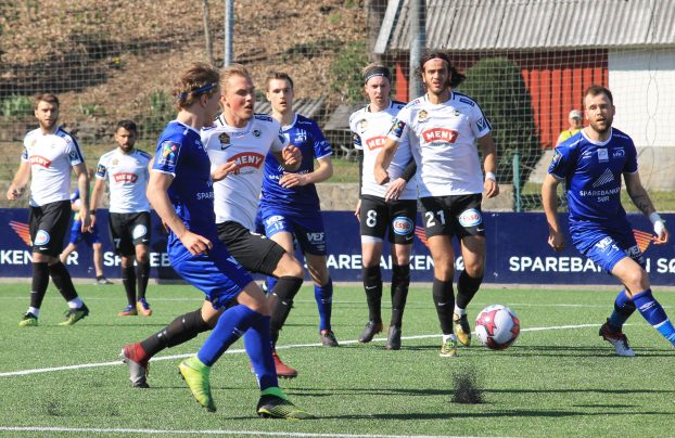 Aslaksen legger inn til Gaus og 1-0