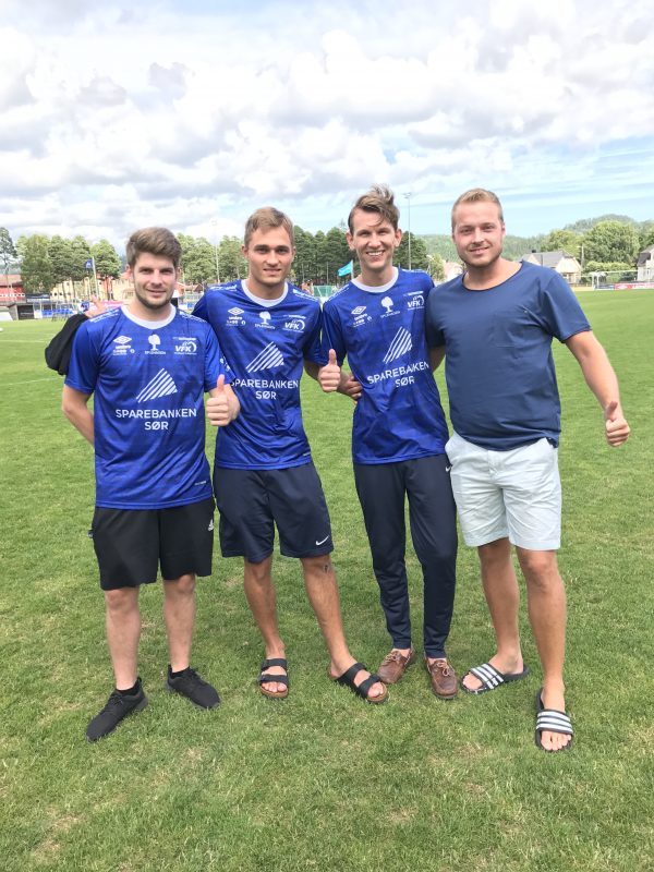 VI BEGEISTRER HELT TIL SØRUMSAND!