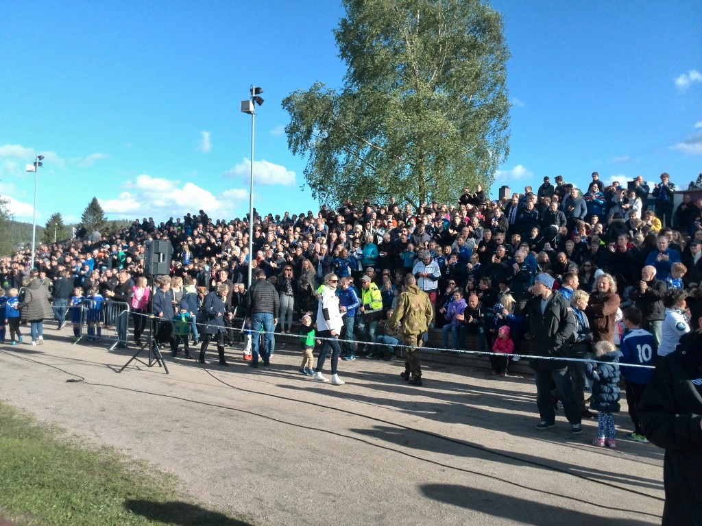 Publikum var fornøyd med 1. omgang til tross for 1-2.