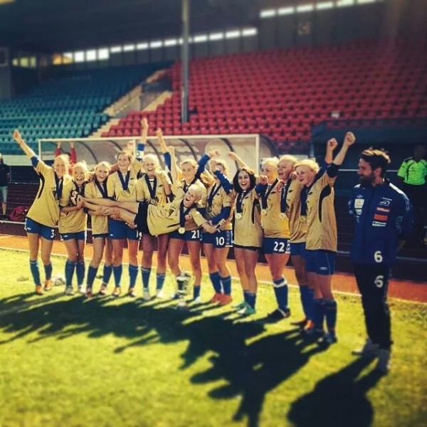 J-19 tok pokalen hjem i Sør Cup