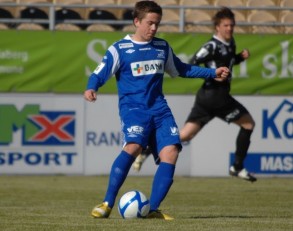 Kim Kvaalen med perlemål mot Arendal(Arkivfoto)