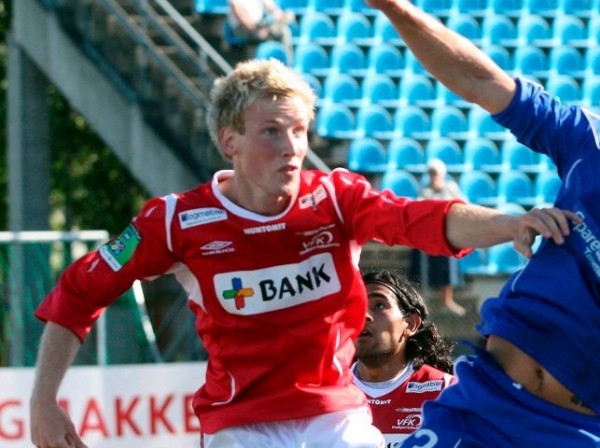VFK-spiller i toppklubbenes søkelys