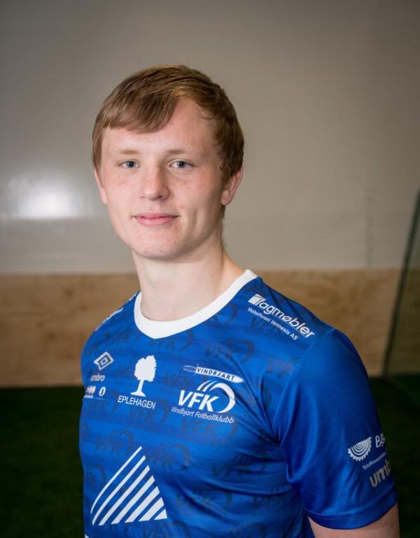 Daniel Johansen har signert for 3 nye år