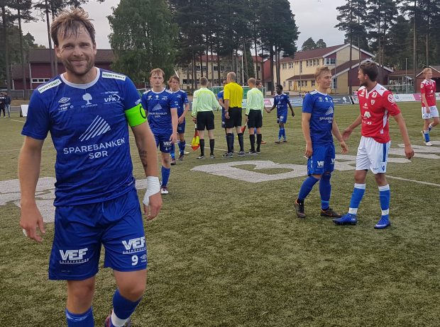 Øyvind Gausdal er med i trenerteamet to ganger i uka