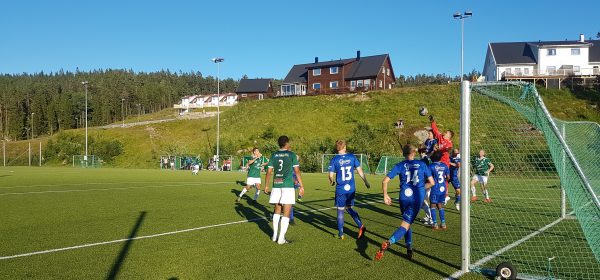 Seier mot Randesund på Homme