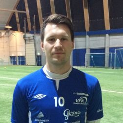 Er Mathias Engebretsen VFK's nye Pirlo?