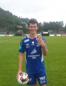 Tri mål på tri kampe