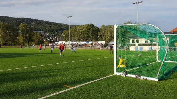 Christian Tveit setter 3-1 på straffe